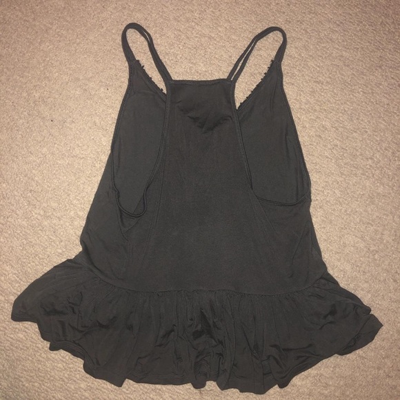 American Eagle Soft & Sexy Ruffle V-Neck Tank - Picture 4 of 4